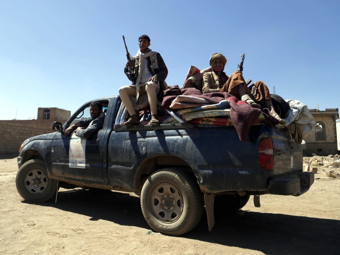 ‪مسلحون حوثيون بالقرب من مطار صنعاء‬ (غيتي إيميجز)