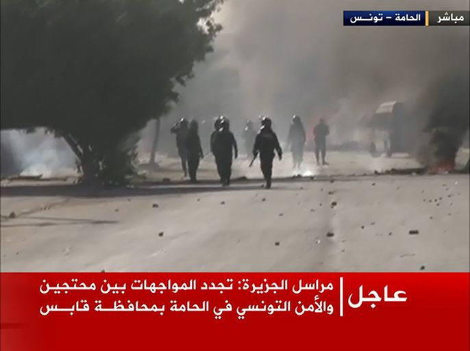 تجدد المواجهات بين المتظاهرين والأمن في تونس