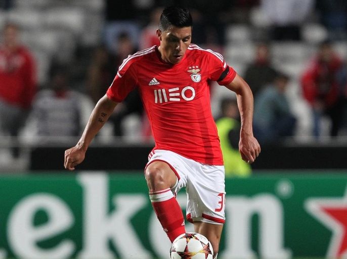 LISBON, PORTUGAL - NOVEMBER 4: Benfica's midfielder Enzo Perez during the UEFA Champions League match between SL Benfica and AS Monaco at the Estadio da Luz on November 4, 2014 in Lisbon, Portugal.
