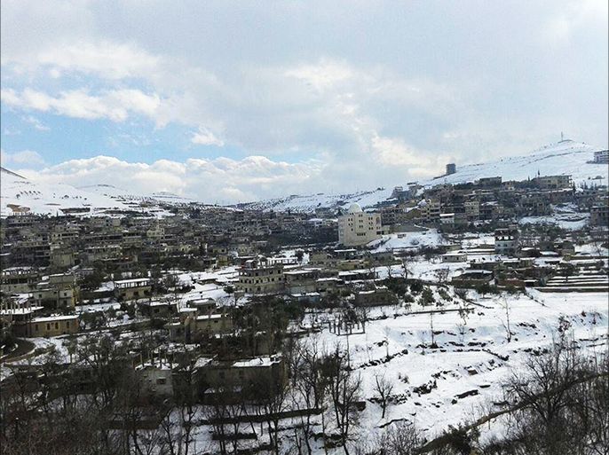 العاصفة الثلجية فاقمت معاناة سكان قرى وادي بردى
