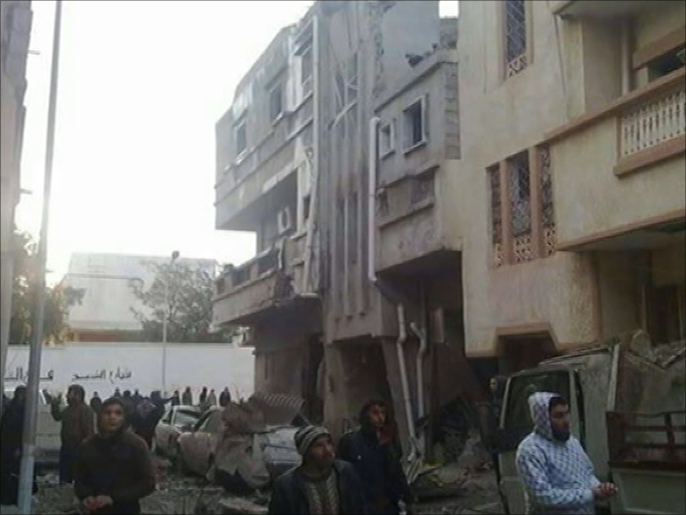 ‪شهود عيان قالوا إن القصف استهدف منازل مدنيين‬ (الجزيرة)