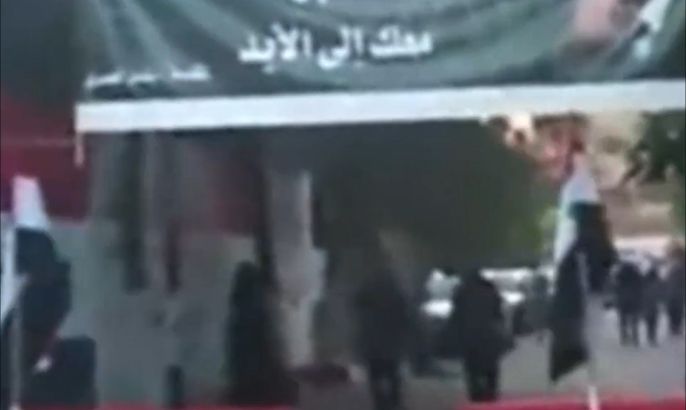 ناشطون: الرعب خلف الحواجز الأمنية في دمشق