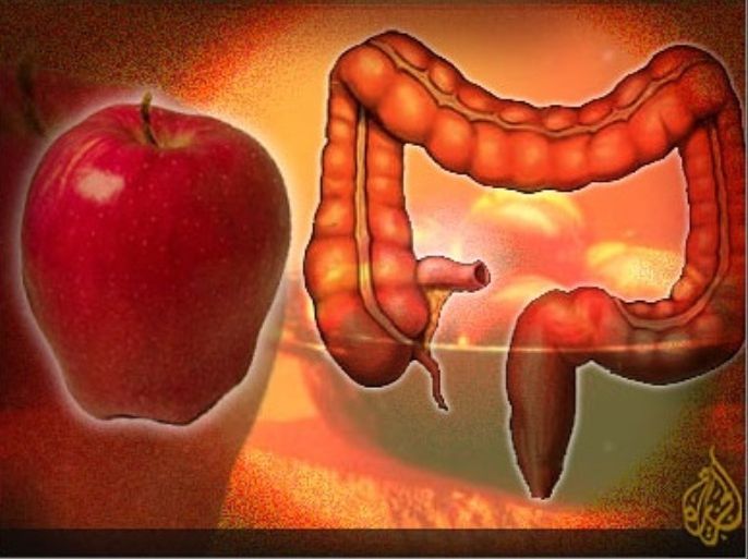 تفاحة واحدة يوميا تقيك من مخاطر الاصابة بسرطان القولون - تصميم فني الجزيرة