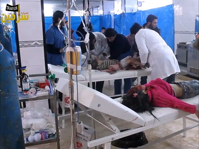 جرح أطفال في غارات للنظام على سرمين بريف إدلب
