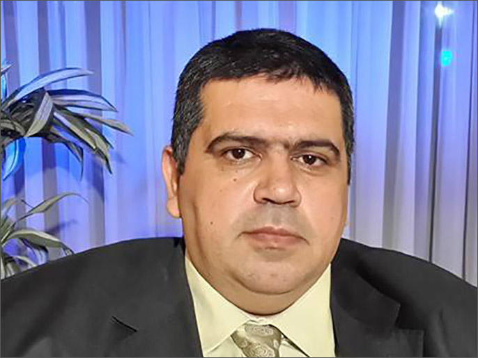 ‪ضرغام محمد: العراق بحاجة لعشرات مليارات الدولارات لإعادة تأهيل شركات التصنيع العسكري‬  (الجزيرة)