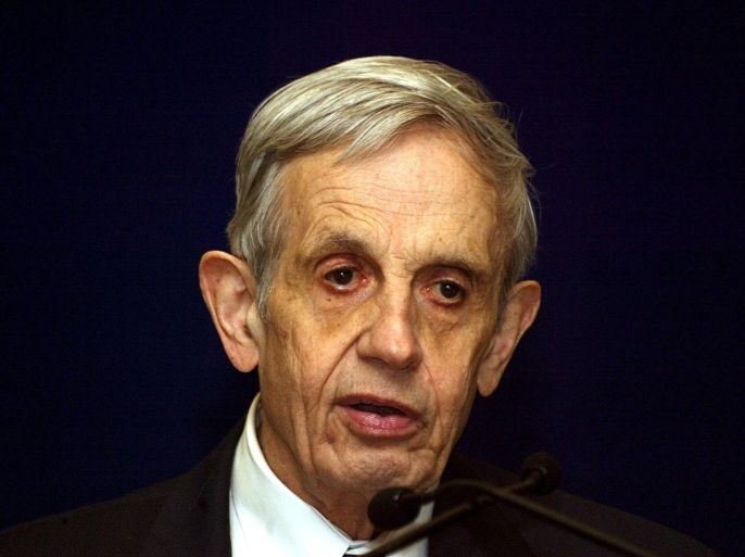 (FILE) A file picture dated 14 February 2007 of Noble Laureate John Nash speaking on 'Global Games and Globalization' during a function in New Delhi, India. According to reports from 24 May 2015, John Nash and his wife died on 23 May 2015 in a car accident in New Jersey, USA. Nash's life story was the basis for Hollywood film 'A Beautiful Mind'. EPA/MONEY SHARMA *** Local Caption *** 90006175