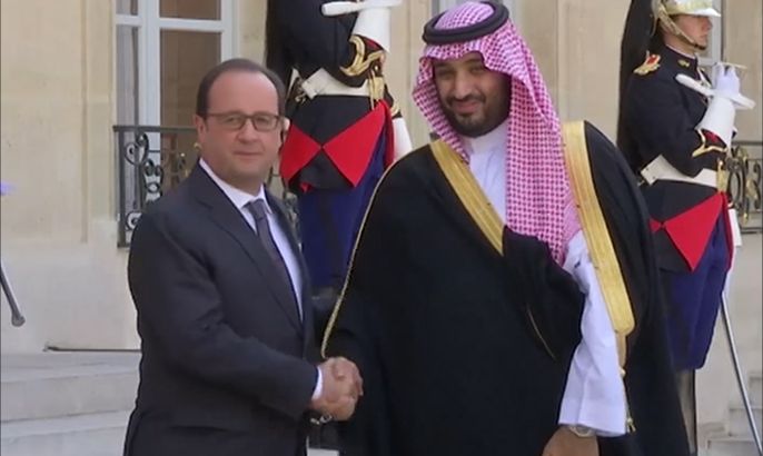 ولي ولي العهد السعودي يلتقي الرئيس الفرنسي بباريس