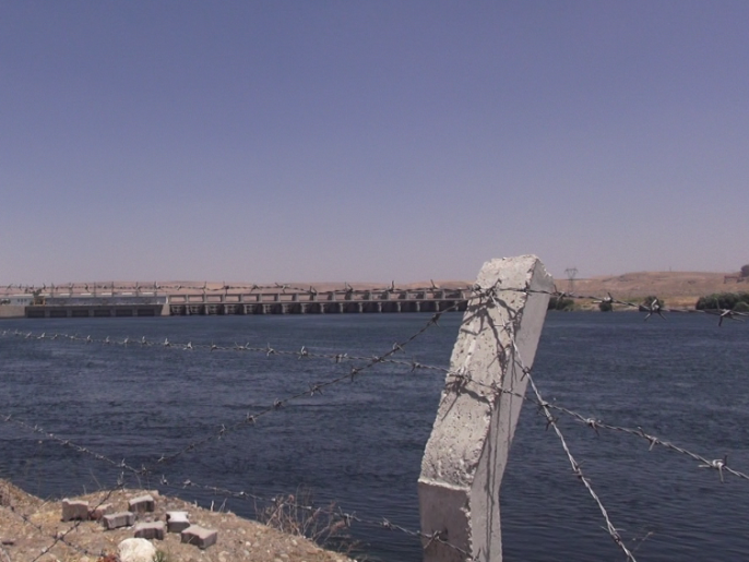 ‪(الجزيرة‬ جسر قرقميش على نهر الفرات سيكون معبرا للقوات التركية حال قررت دخول سوريا 