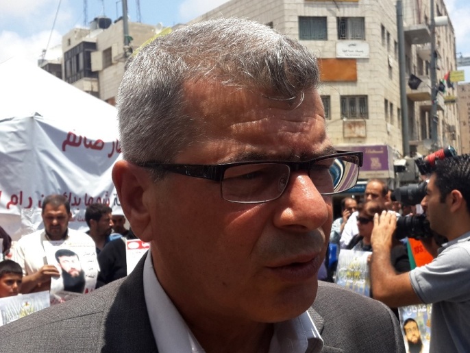 ‪قراقع: لا مفاوضات تجرى بين الأسير علان ومصلحة السجون الإسرائيلية‬ (الجزيرة-أرشيف)