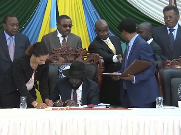 رئيس جنوب السودان يوقع الاتفاق النهائي للسلام