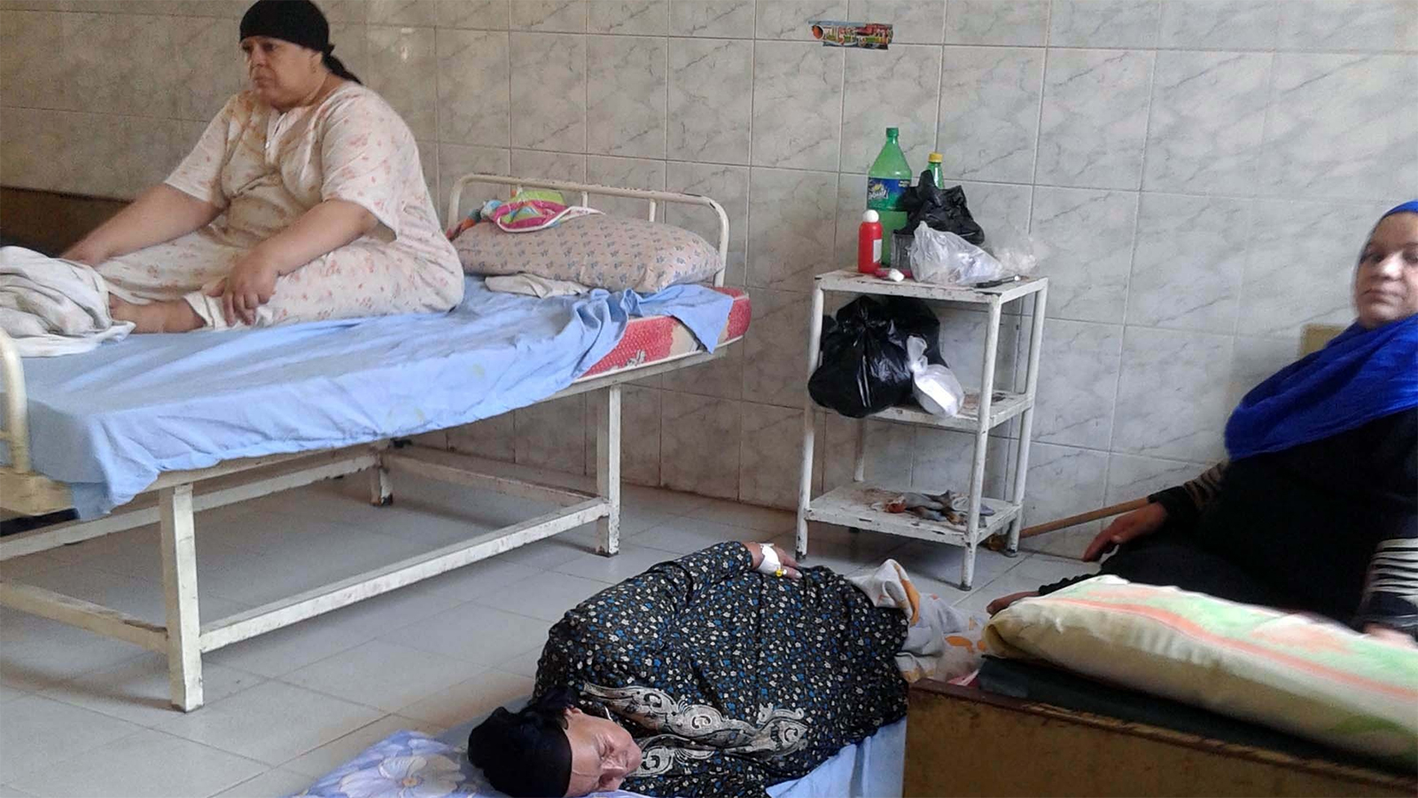 ‪أغلب المستشفيات الحكومية في مصر تعاني الإهمال الشديد‬  (الجزيرة نت)