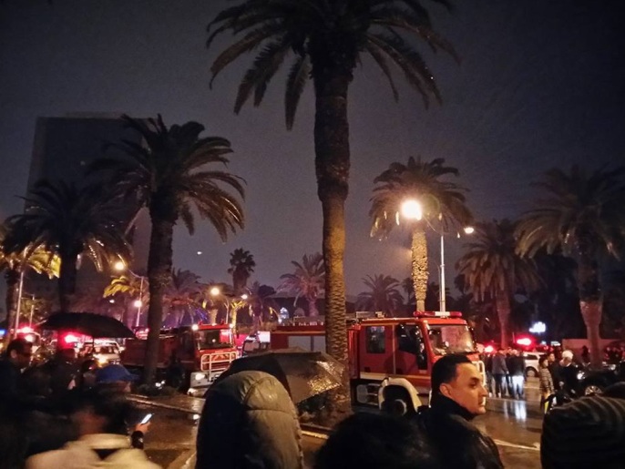 ‪هلع وسط العاصمة عقب تفجير حافلة تقل عناصر من الحرس الرئاسي‬ (الجزيرة)