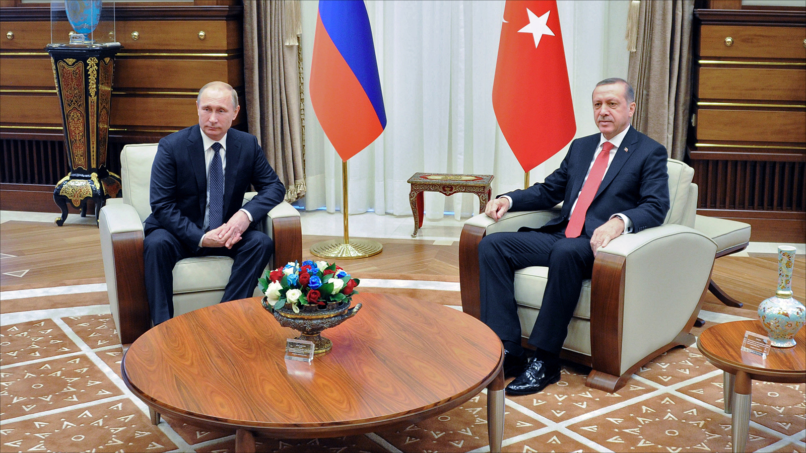 الرئيس أردوغان خلال استقباله نظيره الروسي فلاديمير بوتين في أنقرة عام 2014 (الأوروبية)