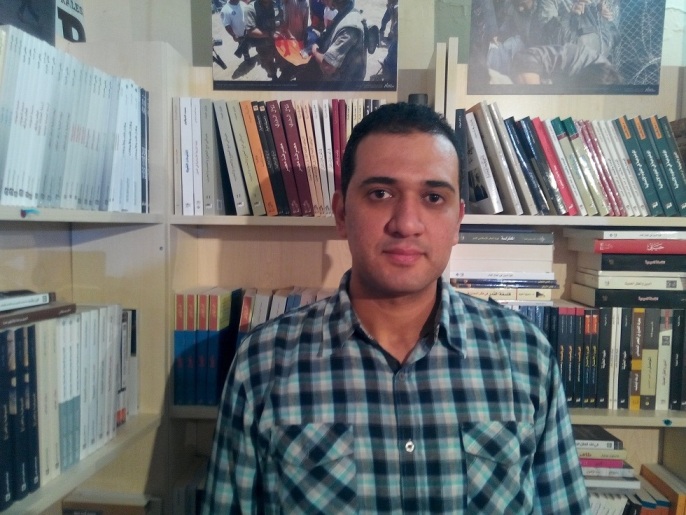 ‪محمد سعيد: إقبال الزوار على المعرض فاق توقعاتنا‬ (الجزيرة)