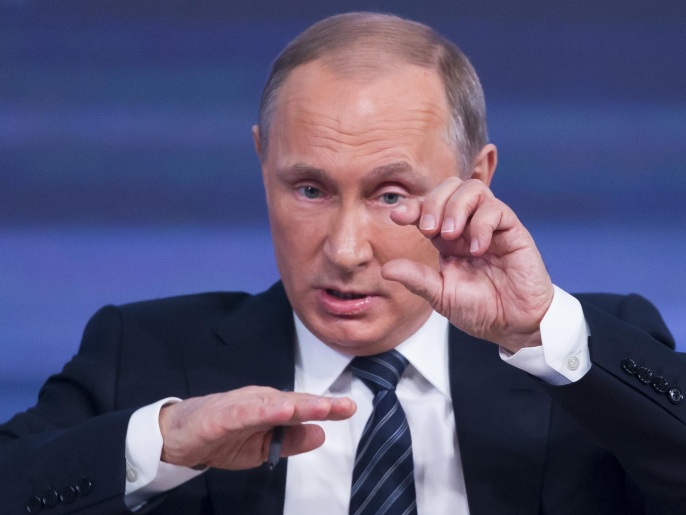 ‪روسيا نددت بالتسريبات واعتبرت أن رئيسها بوتين هو المستهدف‬ (أسوشيتد برس)