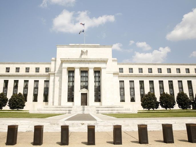 The Federal Reserve building iis pictured n Washington, in this September 1, 2015 file photo. The Federal Reserve is expected to keep interest rates unchanged on October 28, 2015. The world's most powerful central bank hasn't hiked rates in about a decade and markets see virtually no chance it will do so at the end of this week's two-day policy meeting. REUTERS/Kevin Lamarque/Files