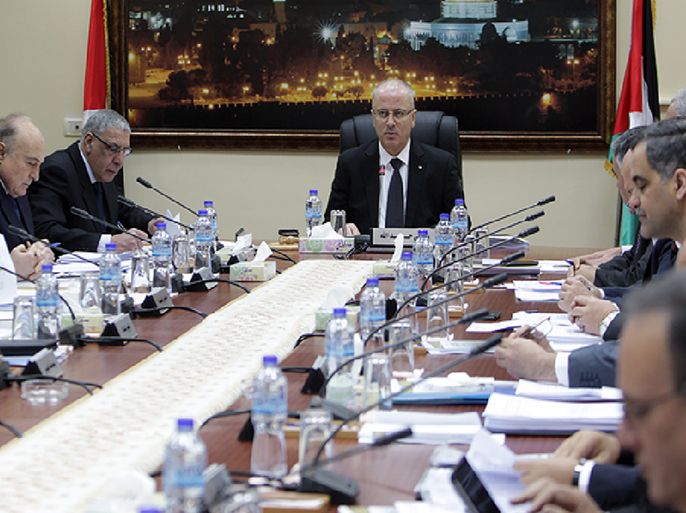 جلسة مجلس الوزراء الفلسطيني (الصورة من المركز الإعلامي الحكومي).