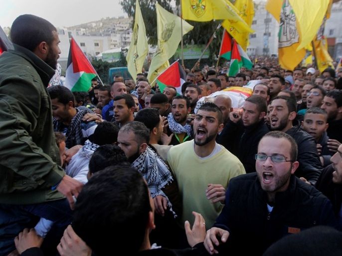 تشييع جثمان فلسطيني استشهد برصاص الاحتلال في الضفة الغربية