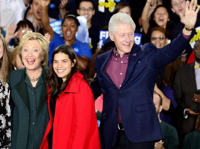 US Democratic Presidential candidate Hillary Clinton (C), actress Eva Longoria (L), daughter Chelsea Clinton (2-L), actress America Ferrera (2-R) and former US President Bill Clinton (R) wave at the 'Get Out The Caucus' rally at the Clark County Government Center in Las Vegas, Nevada, USA, 19 February 2016. The Nevada Caucus will be held on 20 February 2016.