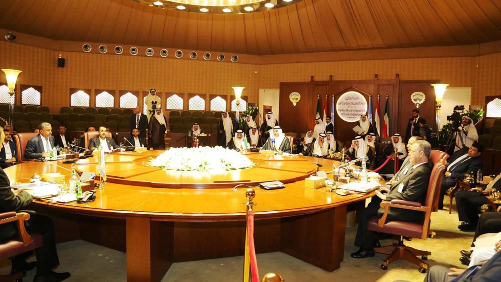 مشاورات السلام اليمنية بالكويت لم تحرز أي تقدم في مختلف المجالات (أسوشيتد برس)