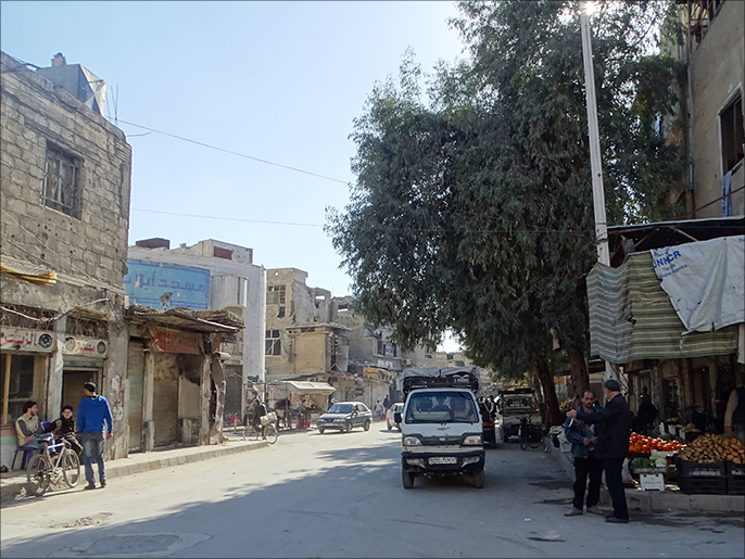‪‬ حي القابون يفتقر للكثير من الاحتياجات الأساسية بسبب الحصار(الجزيرة)