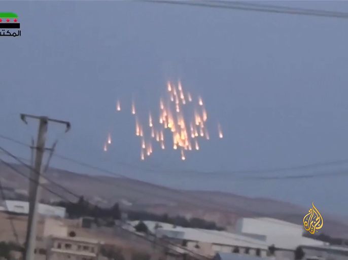 غارات روسية بالقنابل الفوسفورية على ريف حلب