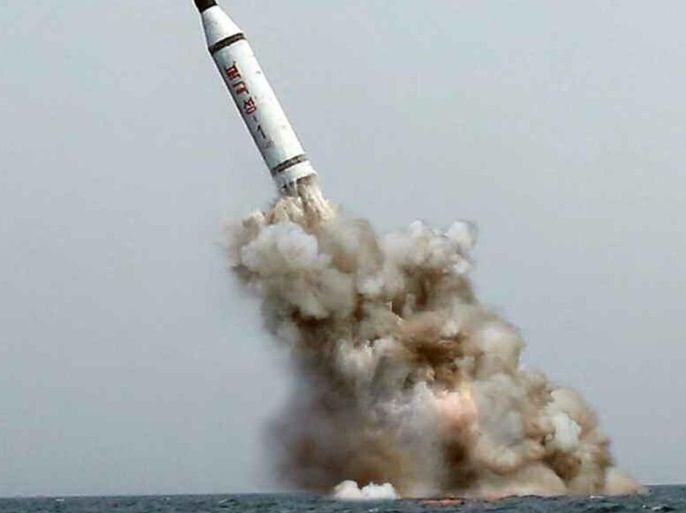 An image released by North Korea's Rodong Shinmun shows what Pyeongyang claims to be a ballistic missile being launched from a submarine in waters near the northeast coast of Sinpo on 09 May 2015. The Korean Central News Agency (KCNA), the North's state media, said the communist state successfully test-fired the submarine missile. EPA/RODONG SINMUN SOUTH KOREA OUT BEST QUALITY AVAILABLE