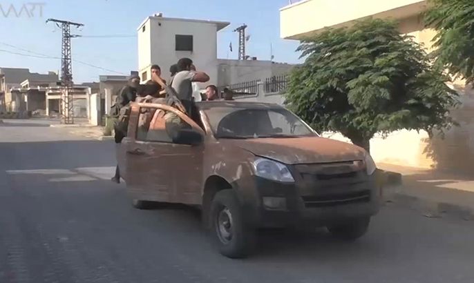 المعارضة السورية تواصل تقدمها باتجاه حماة
