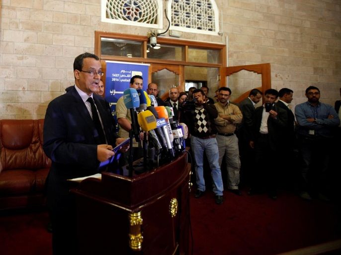 United Nations envoy for Yemen, Ismail Ould Cheikh Ahmed speaks to reporters upon his departure at Sanaa airport following a two-day visit to Sanaa, Yemen October 25, 2016. REUTERS/Khaled Abdullah