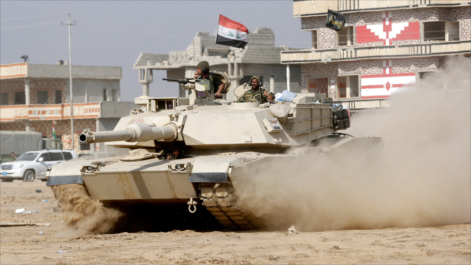 القوات العراقية تواصل العملية العسكرية لاستعادة حمام العليل جنوب شرقي مدينة الموصل(الأوروبية)