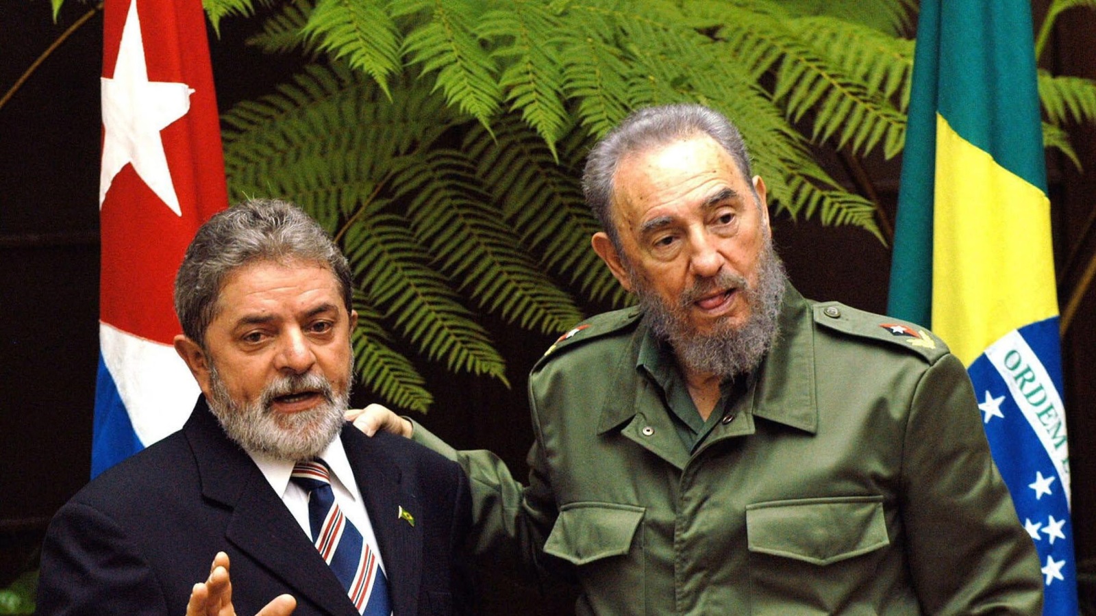 (FILE) A file picture dated 26 September 2003 shows Cuban President Fidel Castro (R) and his Brazilian counterpart Luiz Inacio Lula da Silva (L) as they pose for an official photo prior to a meeting to discuss official issues, at the Revolution Palace in Havana City, Cuba. According to a Cuban state TV broadcast, Cuban former President Fidel Castro has died at the age of 90 on 25 November 2016.