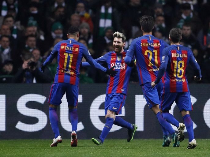 Britain Football Soccer - Celtic v FC Barcelona - UEFA Champions League Group Stage - Group C - Celtic Park, Glasgow, Scotland - 23/11/16 Barcelona's Lionel Messi celebrates scoring their first goal with team mates Action Images via Reuters / Lee Smith Livepic EDITORIAL USE ONLY.