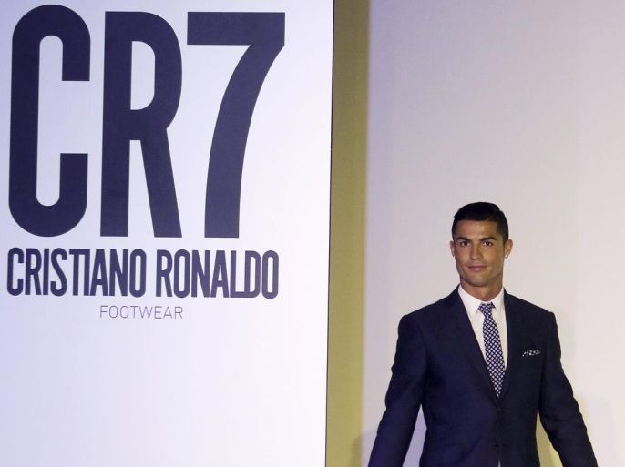 Portuguese soccer player Cristiano Ronaldo arrives for the presentation of his shoes brand 'CR7' in Guimaraes, Northern of Portugal, 05 October 2015.