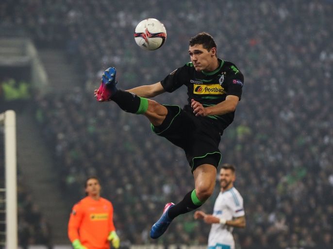 MOENCHENGLADBACH, GERMANY - MARCH 16: Andreas Christensen of Moenchengladbach controls the ball during the UEFA Europa League Round of 16 second leg match between Borussia Moenchengladbach and FC Schalke 04 at Borussia Park Stadium on March 16, 2017 in Moenchengladbach, Germany. (Photo by Maja Hitij/Bongarts/Getty Images)