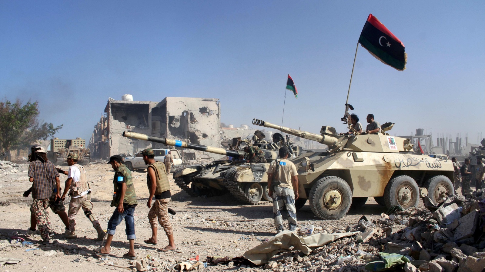  معارك بلا حسم بادية في الأفق إذن تنتظر ليبيا، وهي معارك متفرقة جغرافيًا تتسم بالأجندات القبلية المختلفة (رويترز)