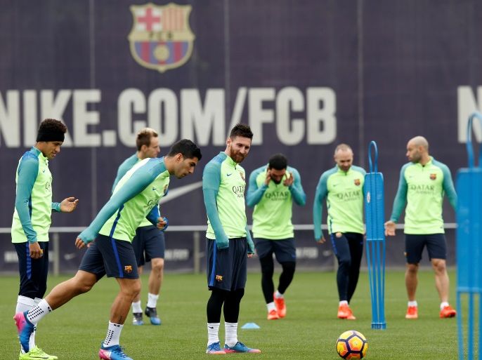 Football Soccer - Barcelona training session - Joan Gamper training camp, Barcelona, Spain - 3/3/17 - Barcelona's Neymar, Luis Suarez and Lionel Messi attend a training session. REUTERS/Albert Gea