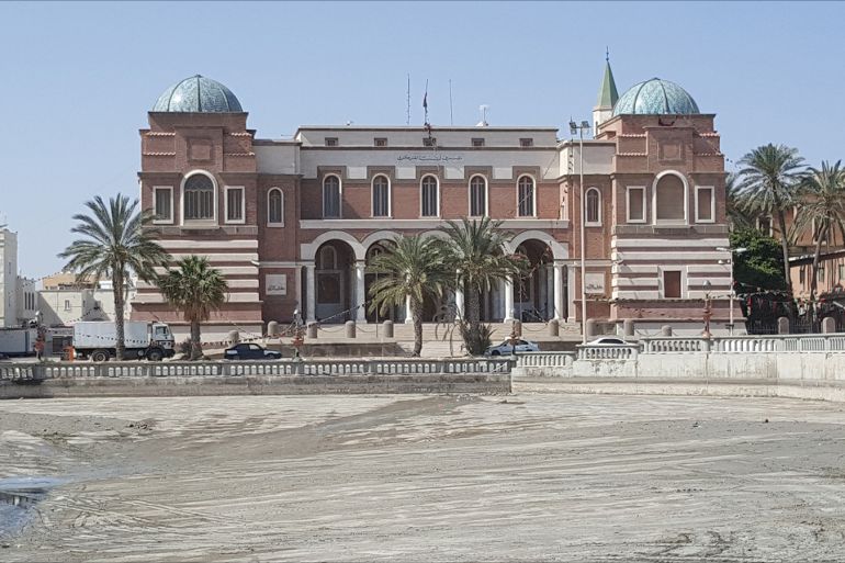 مقر مصرف ليبيا المركزي بطرابلس - خاصة