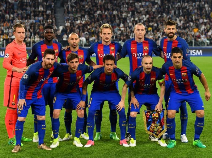 TURIN, ITALY - APRIL 11: (L-R front) Lionel Messi, Sergi Roberto, Neymar, Andres Iniesta and Luis Suarez, (L-R back) Marc-Andre ter Stegen, Samuel Umtiti, Javier Mascherano, Ivan Rakitic, Jeremy Mathieu and Gerard Pique of Barcelona pose for a team photograph before the UEFA Champions League Quarter Final first leg match between Juventus and FC Barcelona at Juventus Stadium on April 11, 2017 in Turin, Italy. (Photo by Mike Hewitt/Getty Images)
