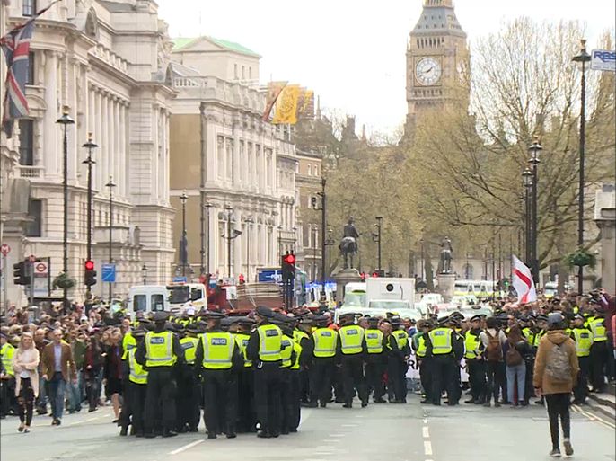 أنصار اليمين المتطرف يتظاهرون في لندن ضد "إرهاب الإسلام الراديكالي" على خلفية هجوم لندن