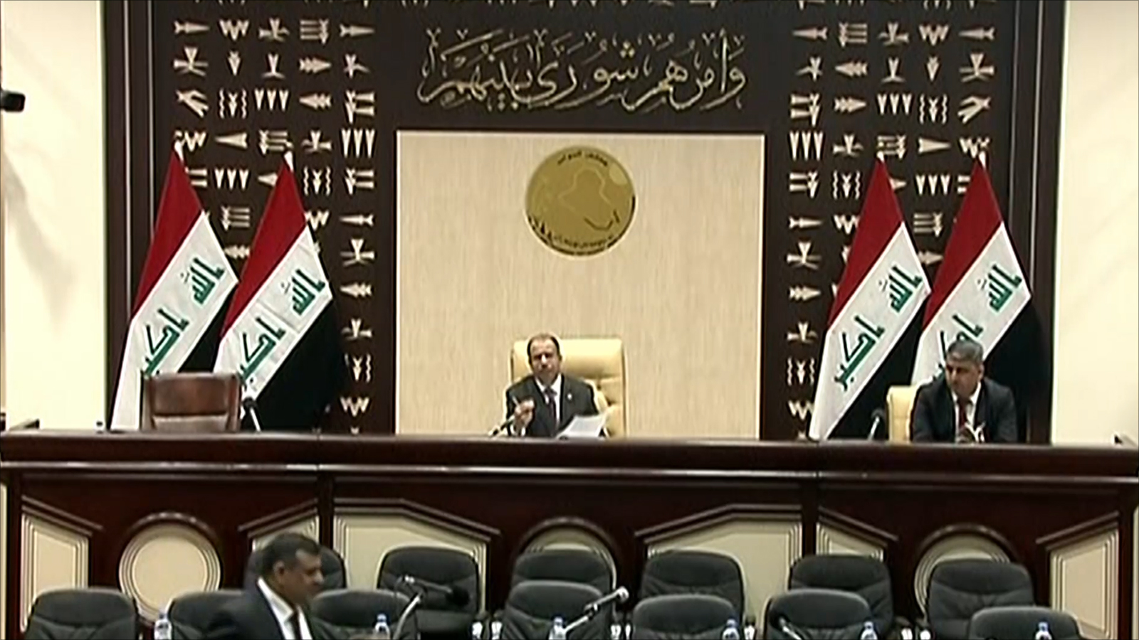 ‪البرلمان العراقي يرفض رفع علم إقليم كردستان في كركوك‬ (الجزيرة)