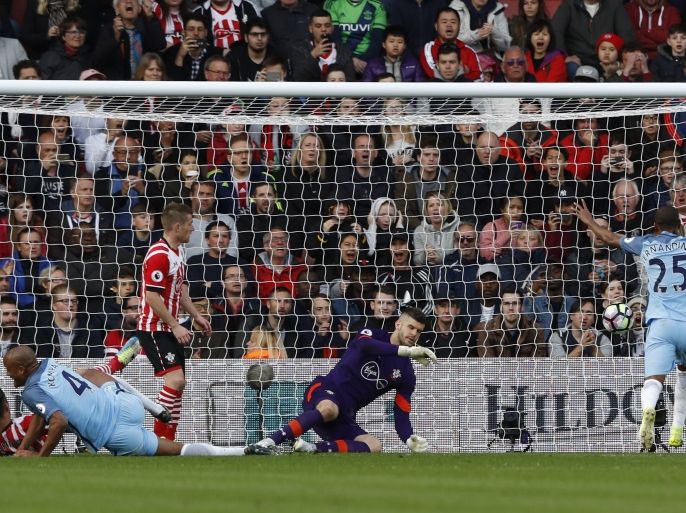 Britain Soccer Football - Southampton v Manchester City - Premier League - St Mary's Stadium - 15/4/17 Manchester City's Vincent Kompany scores their first goal Reuters / Stefan Wermuth Livepic EDITORIAL USE ONLY. No use with unauthorized audio, video, data, fixture lists, club/league logos or