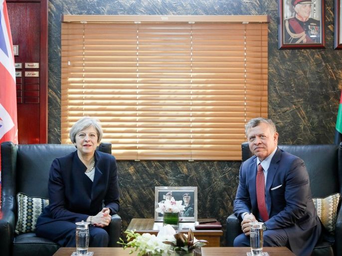 Jordan's King Abdullah II meets with British Prime Minister Theresa May in Amman, Jordan April 3, 2017. Bashar Alaeddin/Jordanian Royal Palace/Handout via Reuters ATTENTION EDITORS - THIS IMAGE HAS BEEN SUPPLIED BY A THIRD PARTY. FOR EDITORIAL USE ONLY.