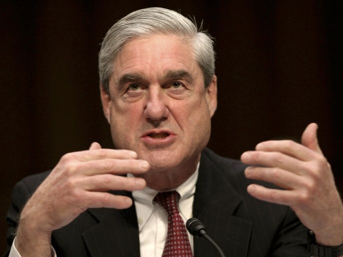 FBI Director Robert Mueller testifes at a Senate Intelligence Committee hearing on