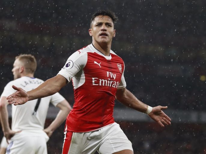 Britain Football Soccer - Arsenal v Sunderland - Premier League - Emirates Stadium - 16/5/17 Arsenal's Alexis Sanchez celebrates scoring their second goal Reuters / Stefan Wermuth Livepic EDITORIAL USE ONLY. No use with unauthorized audio, video, data, fixture lists, club/league logos or