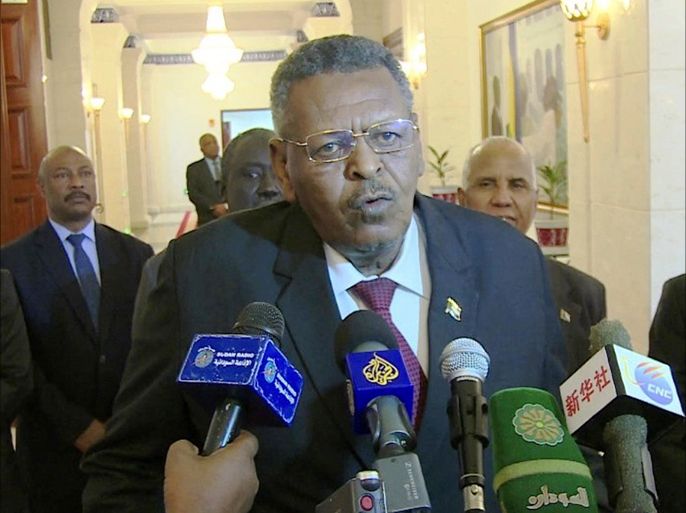 رئيس الوزراء السوداني الفريق بكري حسن صالح ... الجزيرة نت