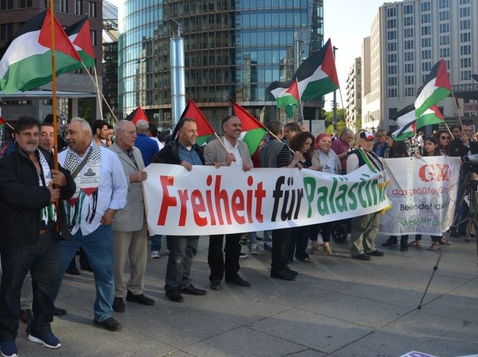 وقفة ببرلين للتضامن مع الأسرى الفلسطينيين وقطاع غزة ضمن فعاليات مماثلة بعدد من المدن الألمانية والأوروبية