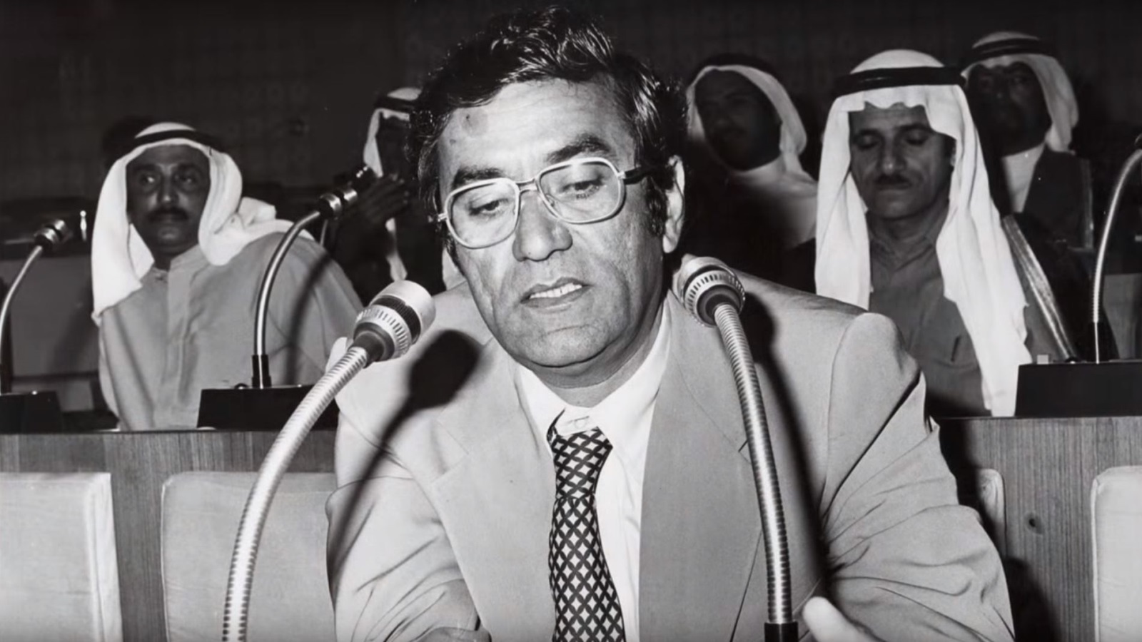 سيف بن سعيد غباش أول وزير للشؤون الخارجية في الإمارات (1938-1977) (مواقع التواصل)