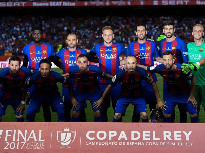 MADRID, SPAIN - MAY 27: FC Barcelona players pose for a team picture prior to the kick off during the Copa Del Rey Final between FC Barcelona and Deportivo Alaves at Vicente Calderon stadium on May 27, 2017 in Madrid, Spain. (Photo by David Ramos/Getty Images)