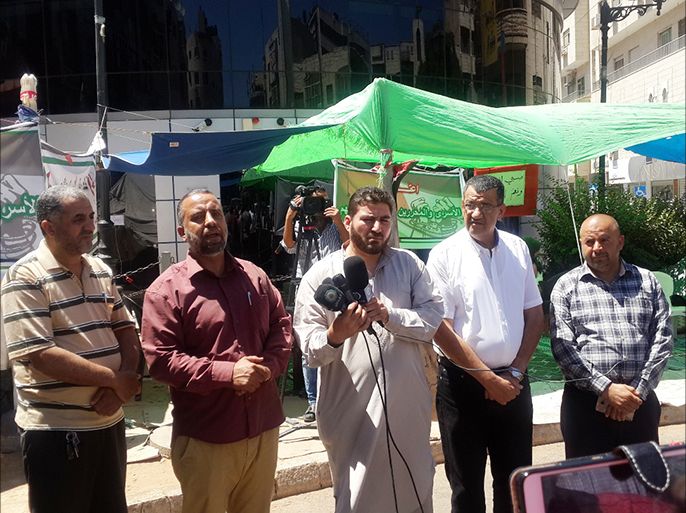 فلسطين رام الله 29 تموز 2017 أسرى فلسطينيون سابقون يعلنون الإضراب عن الطعام للمطالبة بصرف رواتبهم