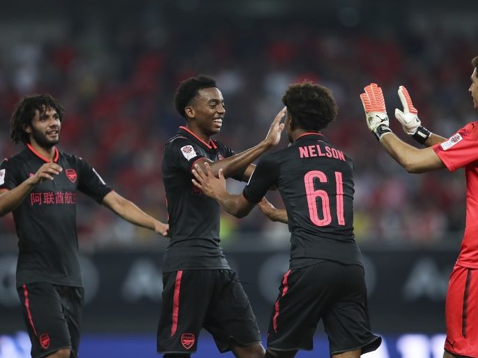 SHANGHAI, CHINA - JULY 19: Team of Arsenal FC celebrates after win the 2017 International Champions Cup football match between FC Bayern and Arsenal FC at Shanghai Stadium on July 19, 2017 in Shanghai, China. (Photo by Lintao Zhang/Getty Images)